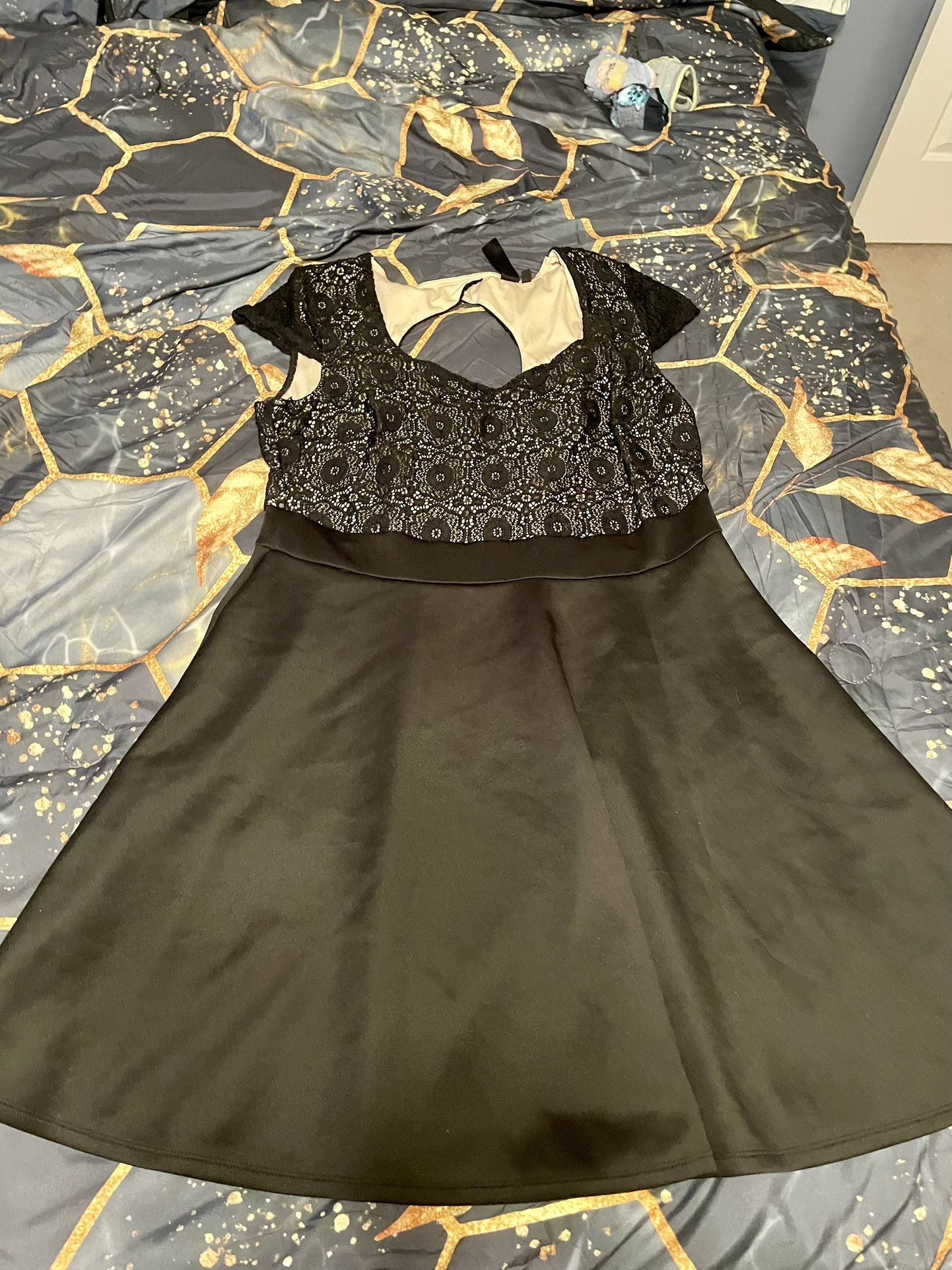 Women’s Black Dress