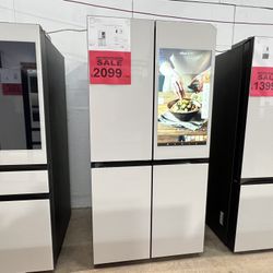 New Family Hub Refrigerator 29 Cu. Ft - Refrigerador De Pantalla 