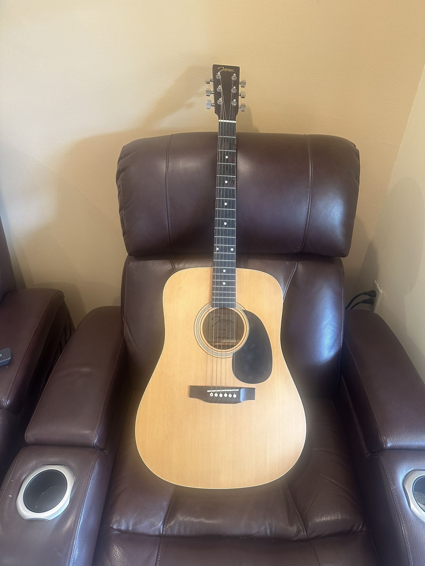 Johnson JG-615 Guitar Brown Right- Handed 6 String Dreadnought