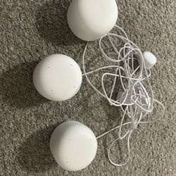 Google Nest WIFI Router + 2 Mesh Points