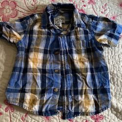 Boy’s Shirt Size 18M 