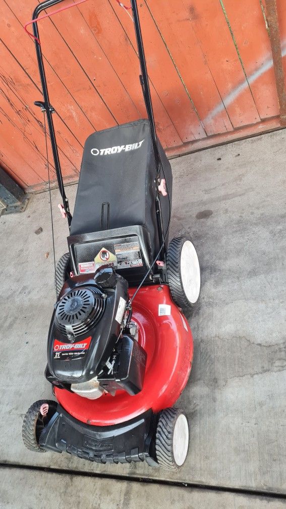Honda Troy-bilt 6.5hp 21" Push Lawnmower
