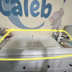 changing table top with pad