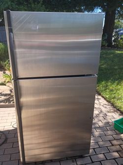 Stainless Steel Kenmore Top Freezer Refrigerator