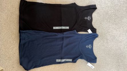 (2) Old Navy Women’s Tank Top