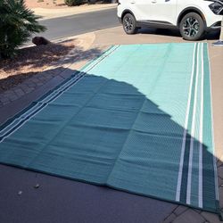 Outdoor patio Or RV Rug mat Very LARGE