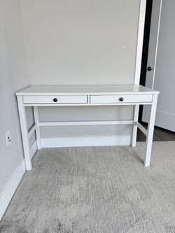 Desk IKEA Hemnes