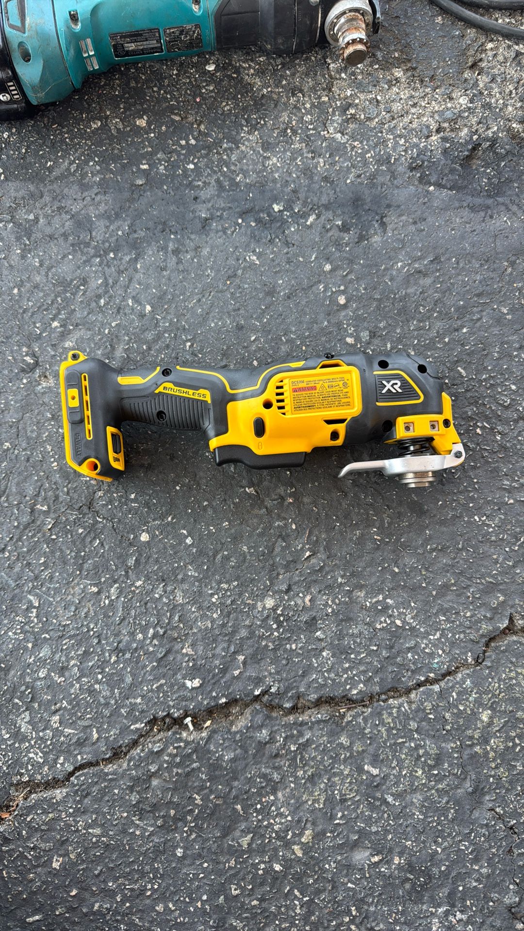 Dewalt DCS356 Multi-tool