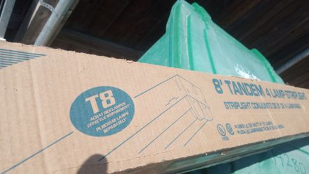 8ft T8 Tandem 4-Lamp Strip Light