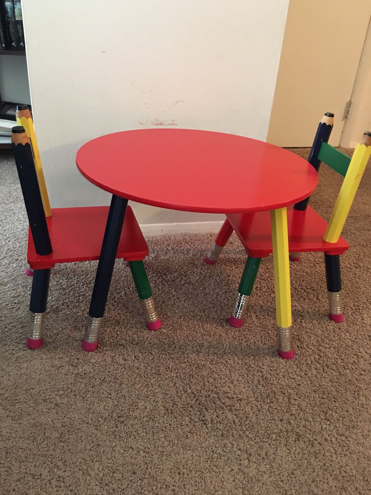 Kid’s table and chairs