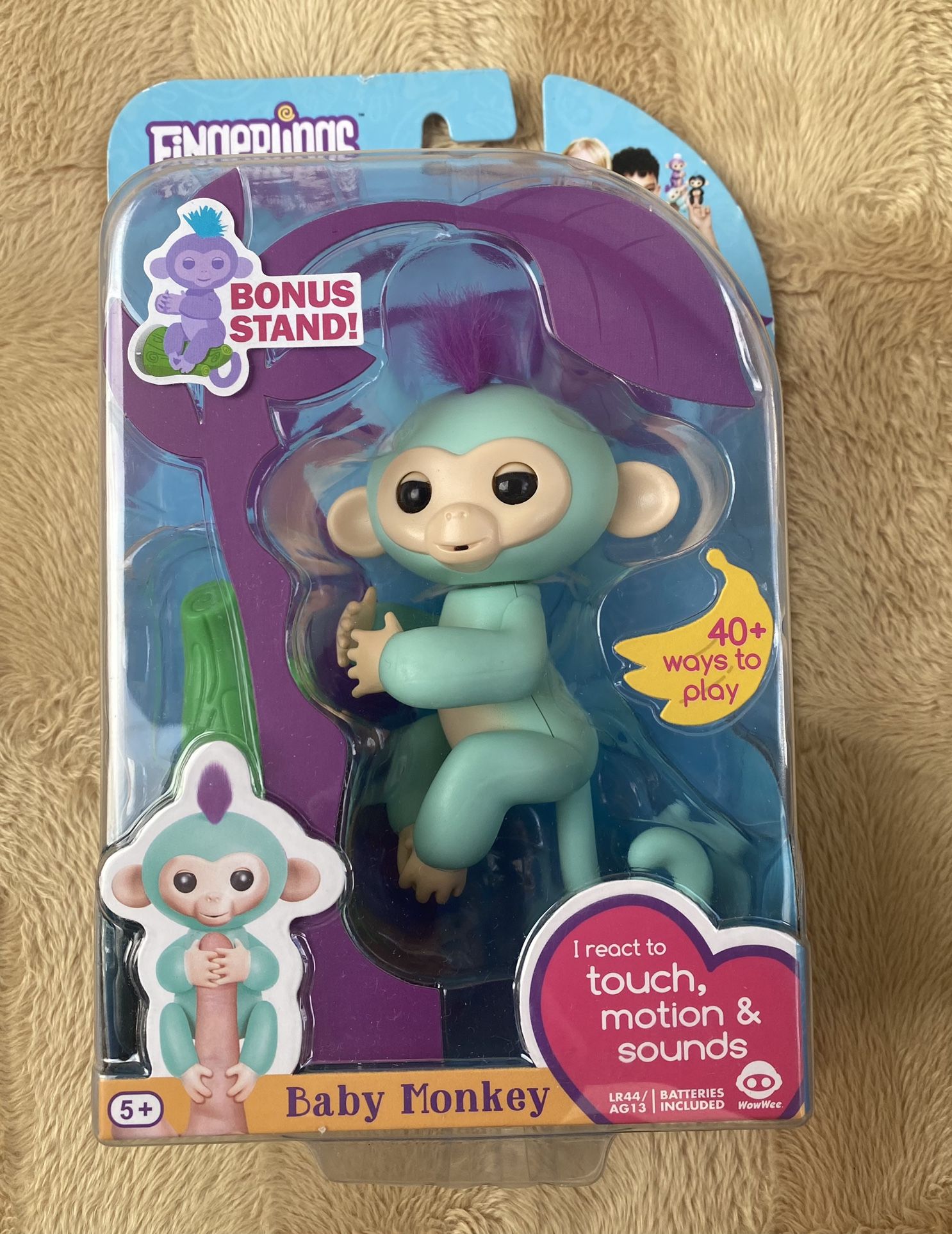 Fingerling Monkey With A Bonus Stand