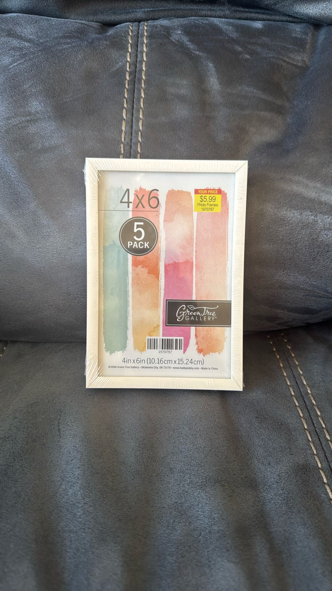 New Sealed 1 White Metal Frame 4” x 6” Standing Hanging Picture Photo