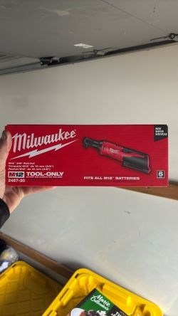 Milwaukee M12 Fuel 3/8 Ratchet