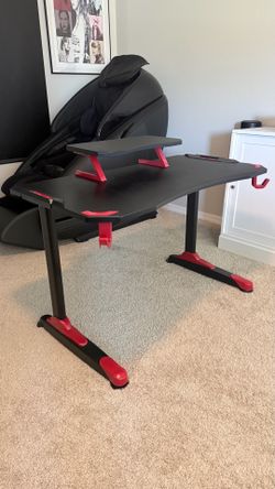 Heavy weight gaming computer table
