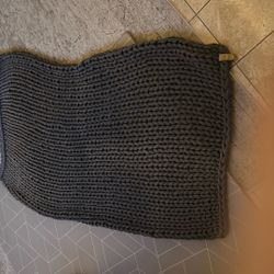 Bearaby Weighted Blanket