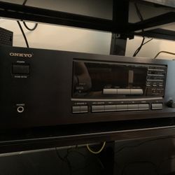 Onkyo Stereo Receiver