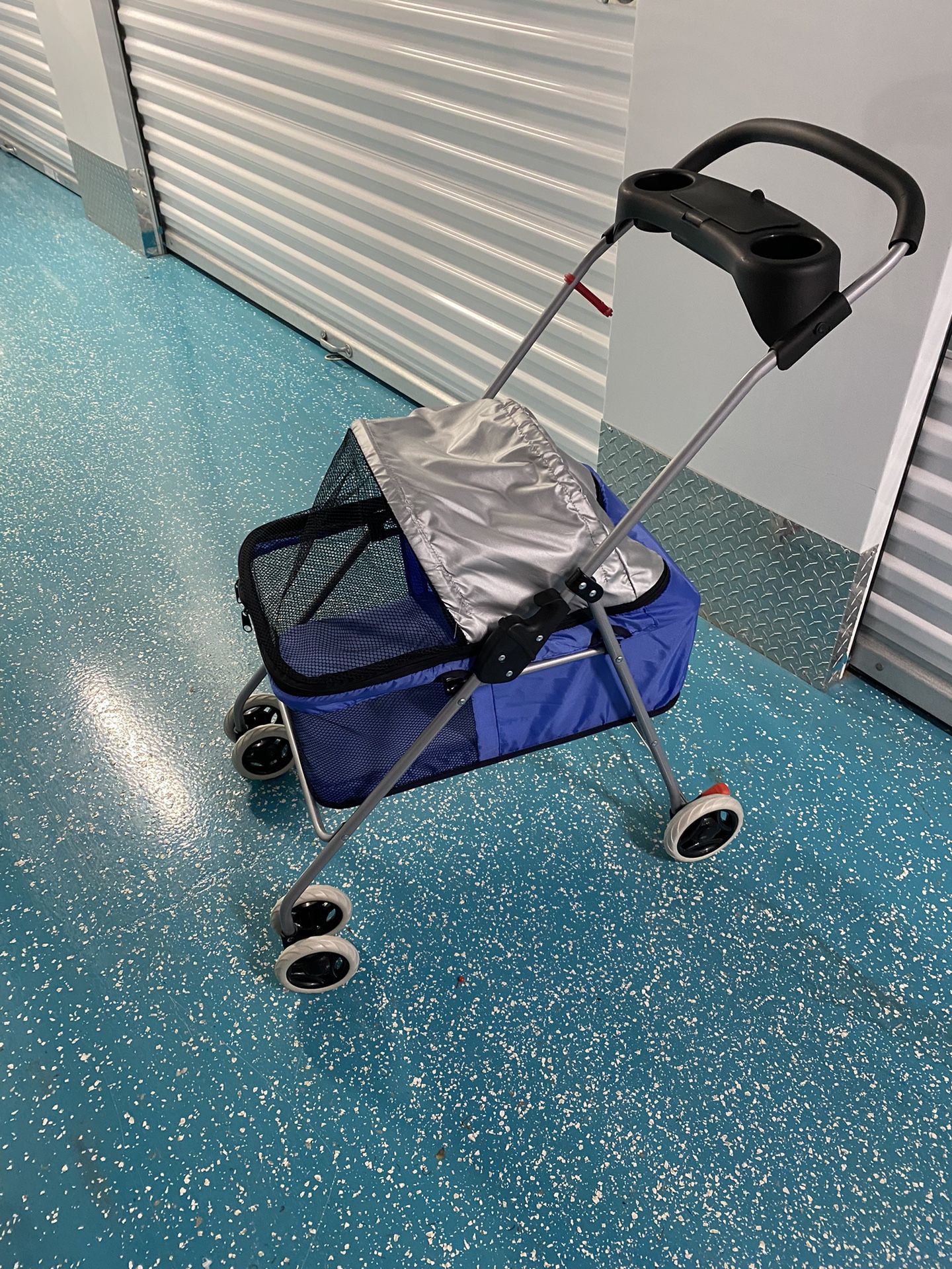 SMALL ANIMAL STROLLER