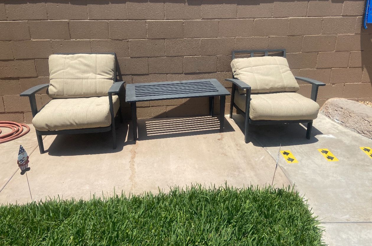 3pc Chair/table Set W/ Cushion