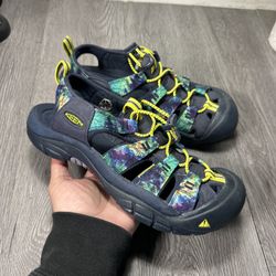 Keen Newport 1022798 H2 Dyde Water Sandals Women Sz 9 Tie Dye Green Blue Yellow
