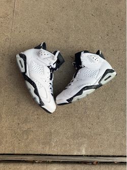 Jordan 6 reverse oreo