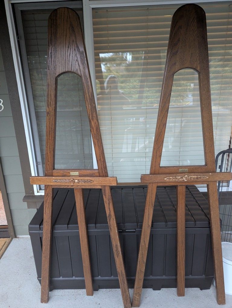 Solid Oak Display Easel
