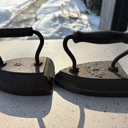 Pair of Vintage Cast Iron Sad Irons Wapak #8 Original Patina 