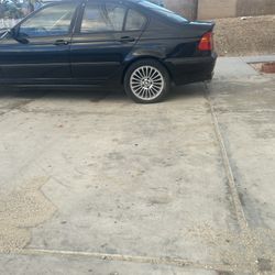 BMW 325xi 