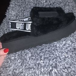 Ugg Sandals 