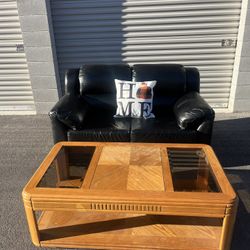 BLACK LEATHER LOVESEAT & COFFEE TABLE 