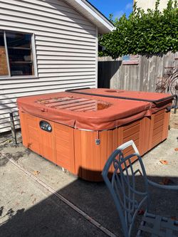 FREE HOT TUB