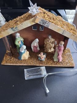 Christmas Nativity Scene Set with Figurines