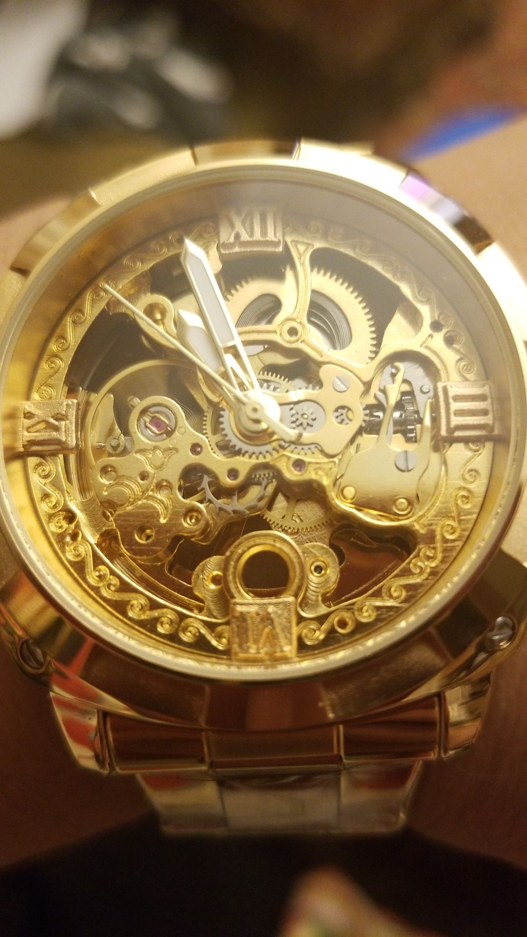 STUNNING GOLD AUTOMATIC SKELETON WATCH