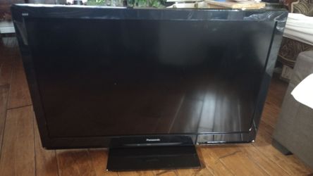 Panasonic TV, Viera 37-inch Full HD 1080p TV with remote