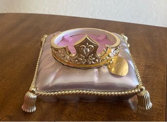 Princess Aurora pillow candle holder