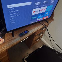 32 Inch Roku Tv, Works Perfectly 