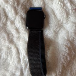 Apple Watch SE 
