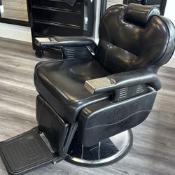 selling two barber chairs
