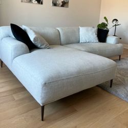 Article Abisko Sectional Sofa with Left Chaise $1,600 New