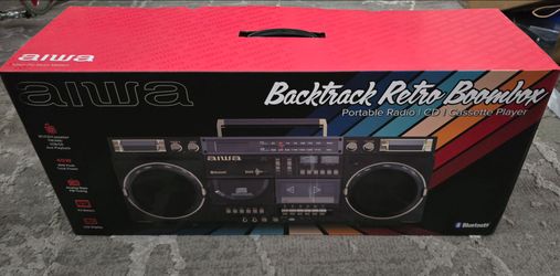 Aiwa retro boombox