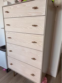 West Elm 5 drawer dresser wood & lacquer