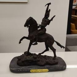 Statue