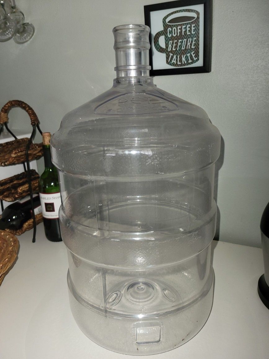 Pet Carbouy 5 Gal Beer Or Wine Making Jugs for Sale in Tumwater, WA OfferUp