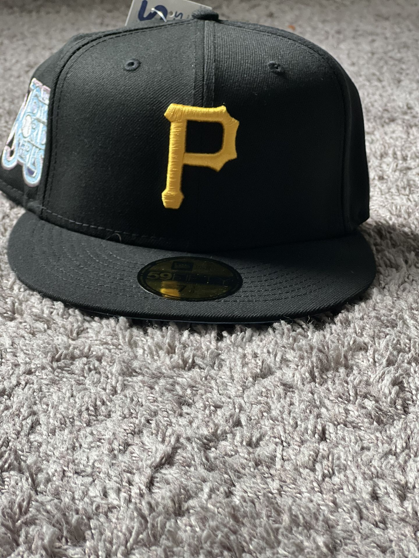 New Era Pittsburg Pirates 59Fifty Fitted Hat 76th WS Side Patch 7 3/8
