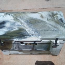 Frosted Frog Cooler 75qt