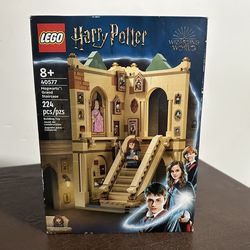 LEGO Harry Potter Hogwarts grand staircase