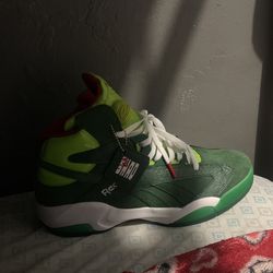 Authentic Reebok Shaq Pump Size 13