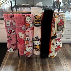 Hello Kitty Brand New Blanket Bundle Deal Lot! 