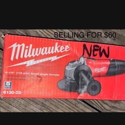 Milwaukee 4 1/2 115mm small angle grinder