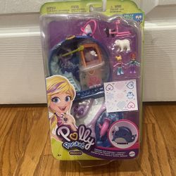 Polly Pocket Freezin' Fun Narwhal Compact, 2 Micro Dolls & Accessories