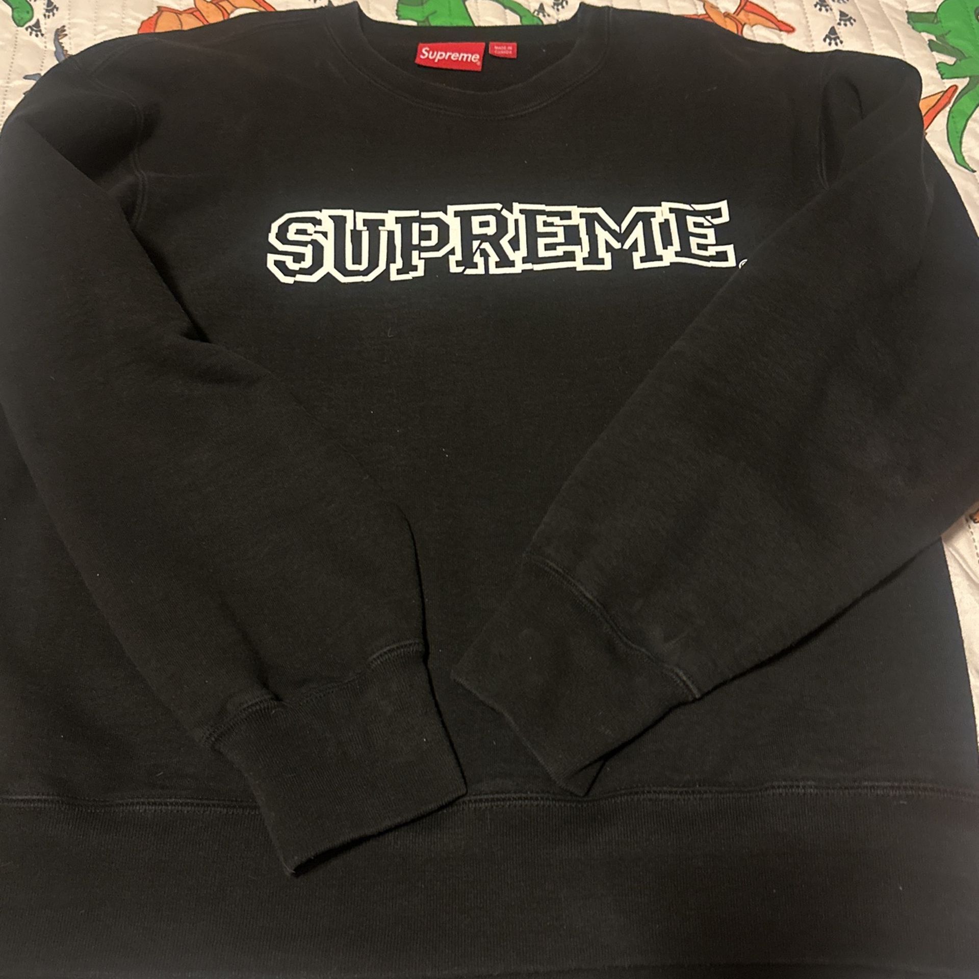 Black Supreme Hoodie Medium